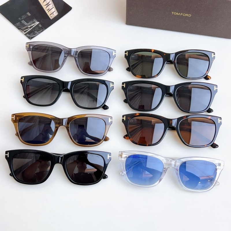 TOM FORD